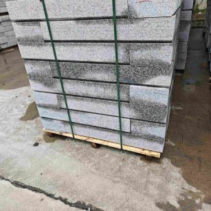 梧州芙蓉白路牙石，马路牙子