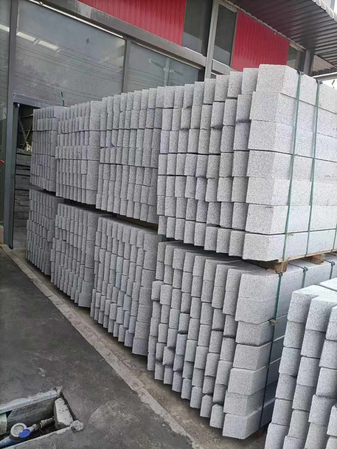 梧州芝麻白树围石 树池