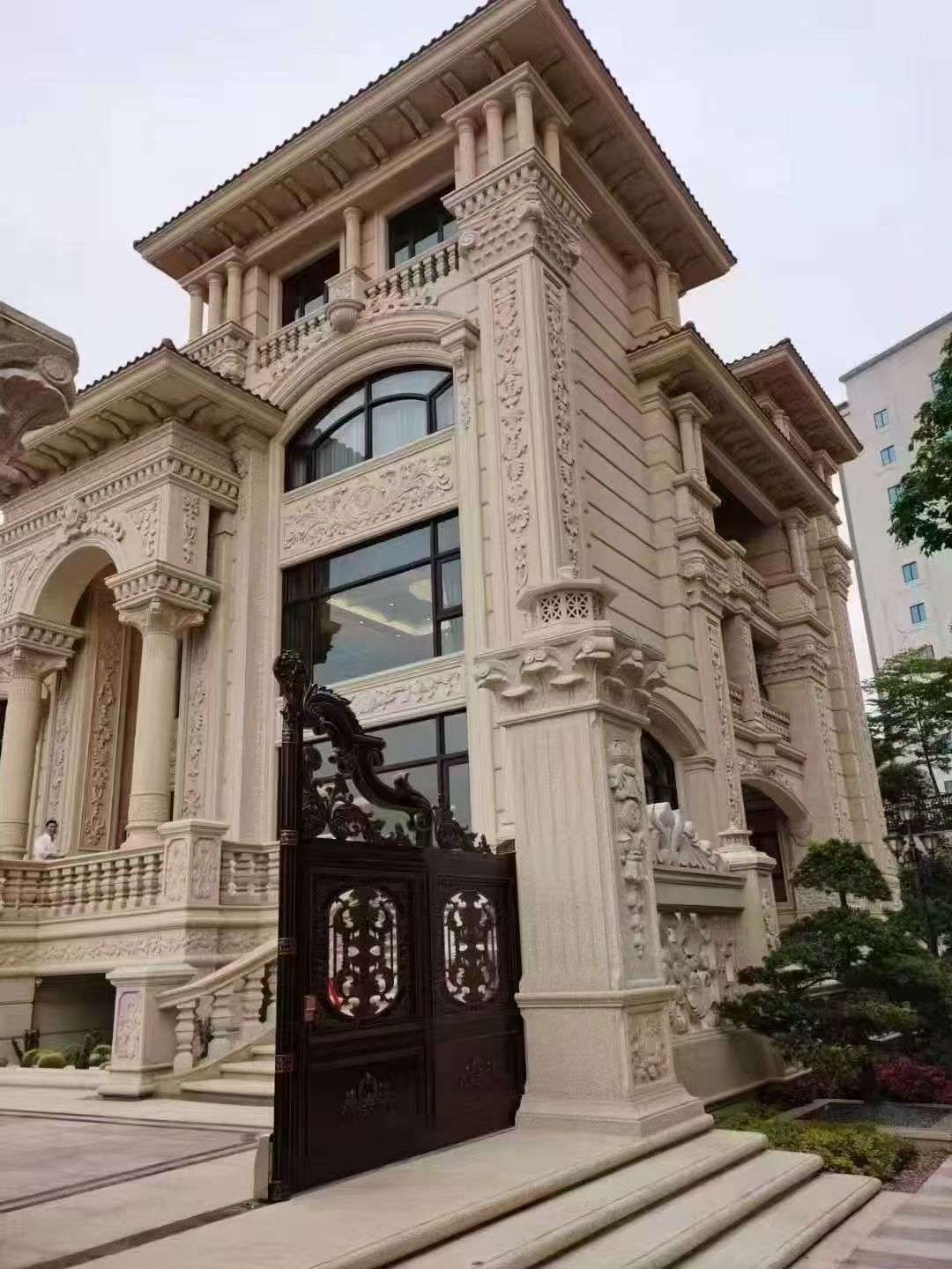 梧州黄金麻别墅外墙异形定制