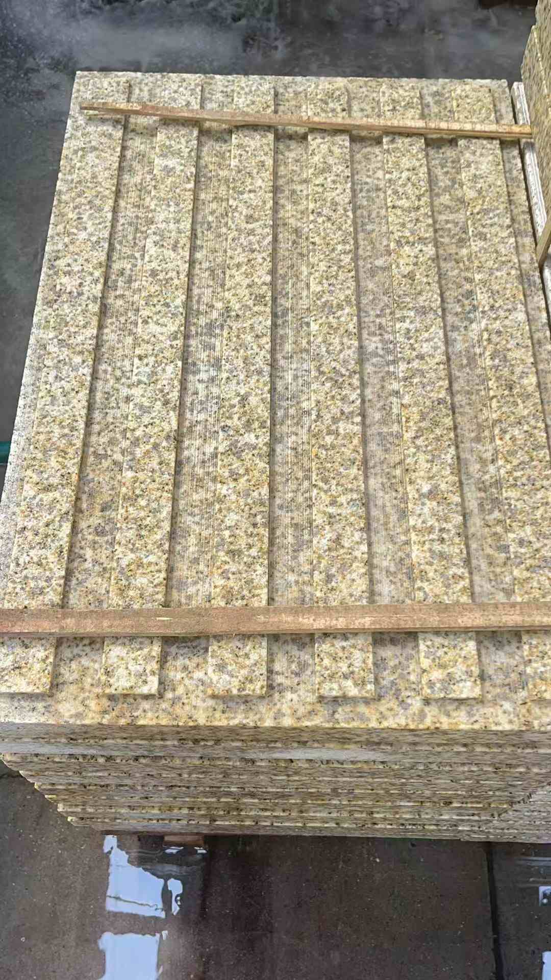 梧州黄金麻盲道 石材盲道