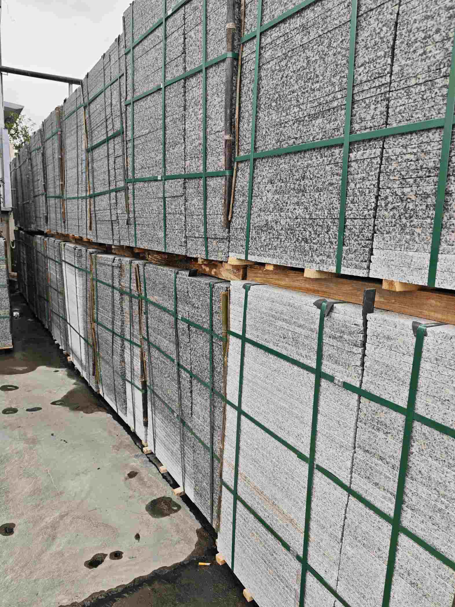 梧州芙蓉白地铺石，石材地铺石