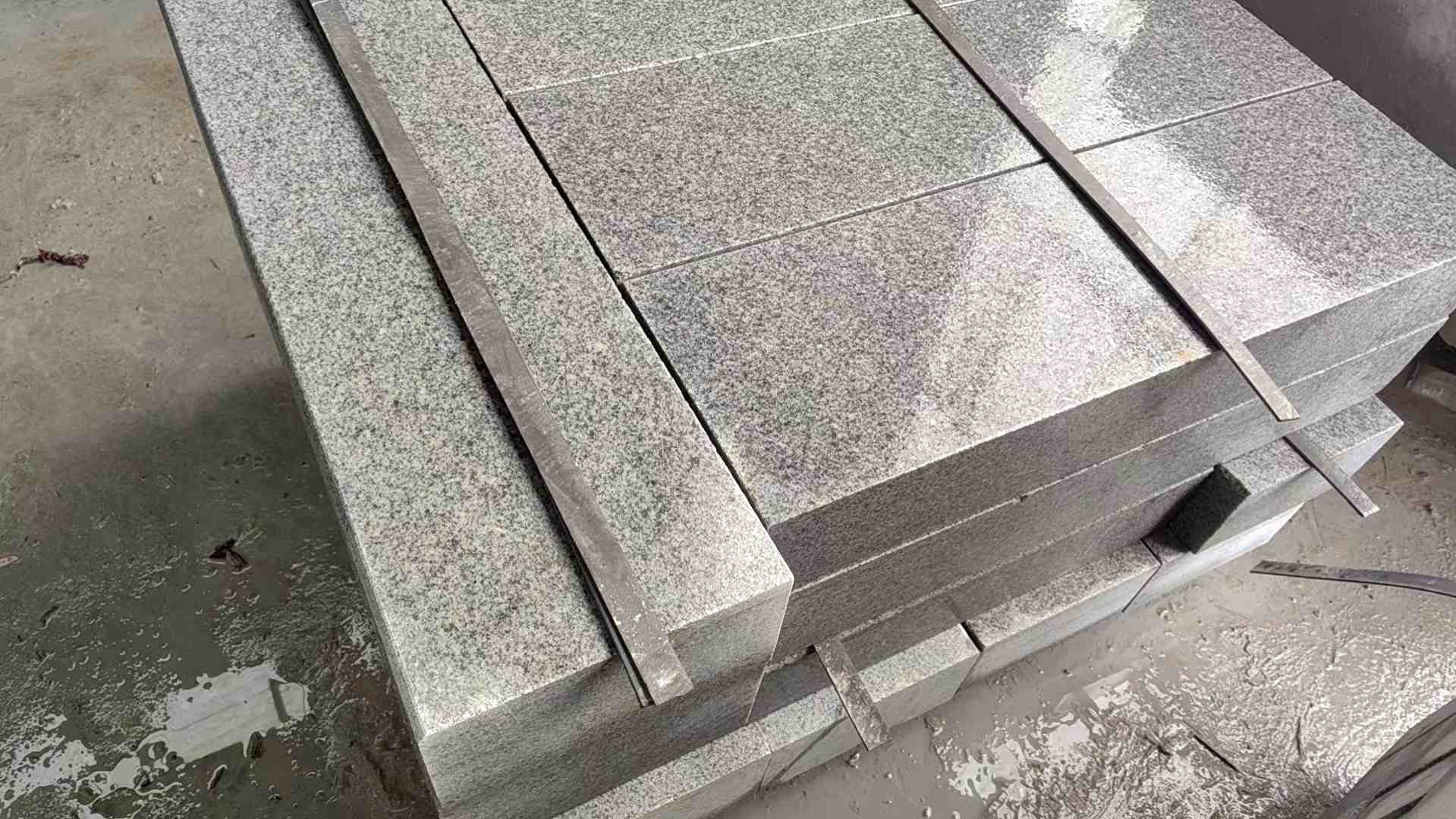 梧州芝麻灰 芝麻白 路牙石 路侧石 马路牙子